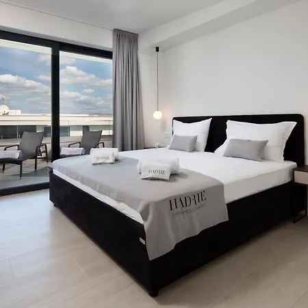 Hadrie Luxury And Azimut Апартаменты *