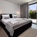 Hadrie Luxury And Azimut *