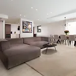 Апартаменты Hadrie Luxury And Azimut