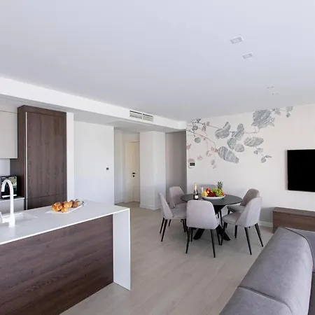 Apartament Hadrie Luxury And Azimut Malinska