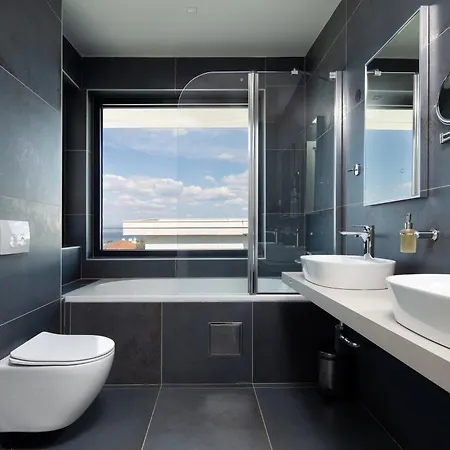 Hadrie Luxury And Azimut Apartament Malinska