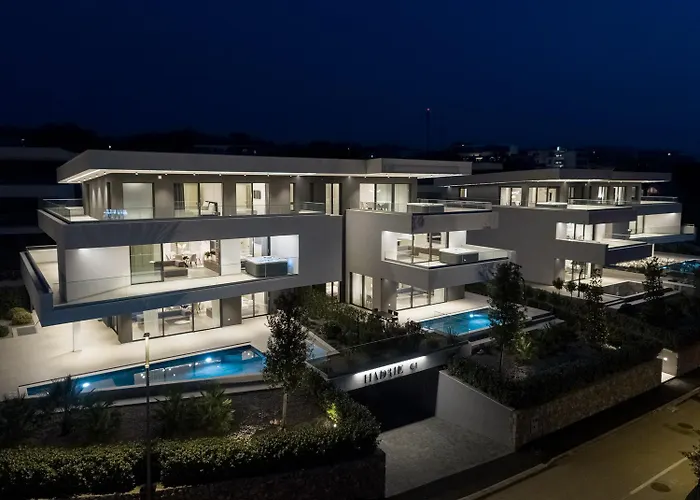 Hadrie Luxury And Azimut Apartman