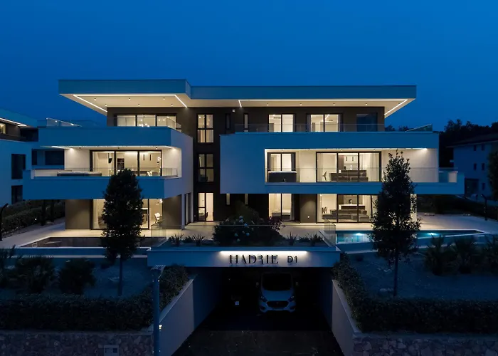 Hadrie Luxury And Azimut Apartman Malinska