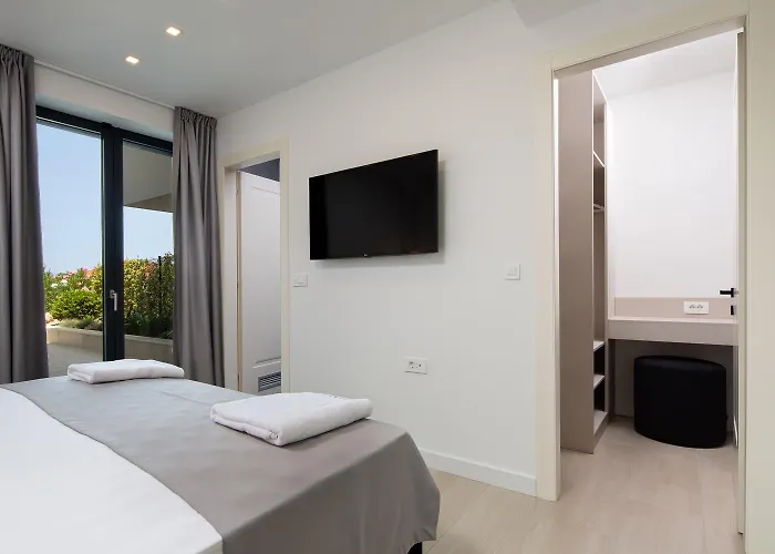 Hadrie Luxury And Azimut Apartman Malinska