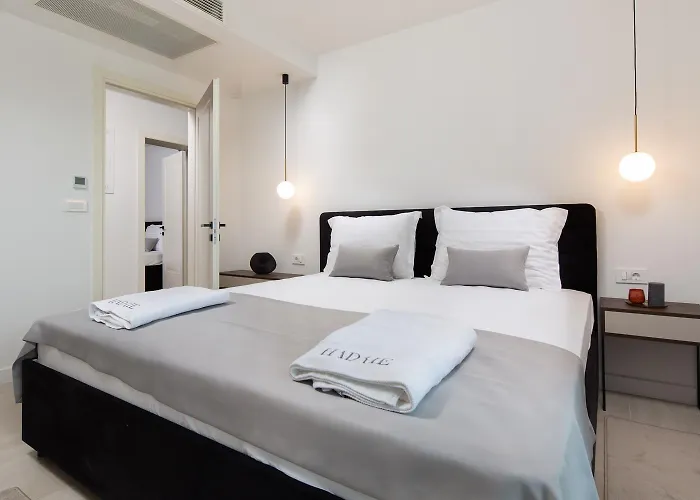 Apartman Hadrie Luxury And Azimut Malinska