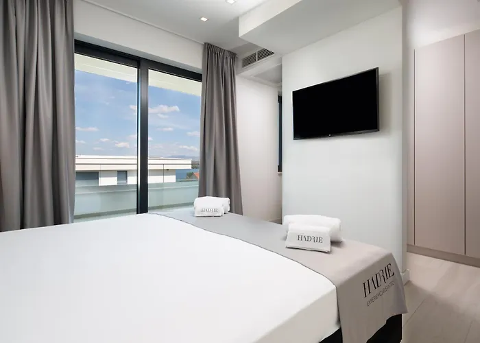 Hadrie Luxury And Azimut Malinska