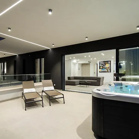 Hadrie Luxury And Azimut * Malinska