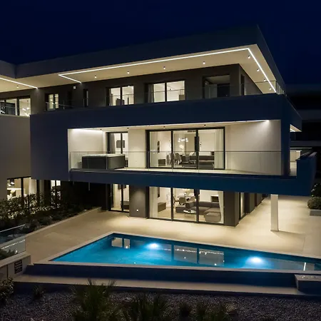 Hadrie Luxury And Azimut Malinska