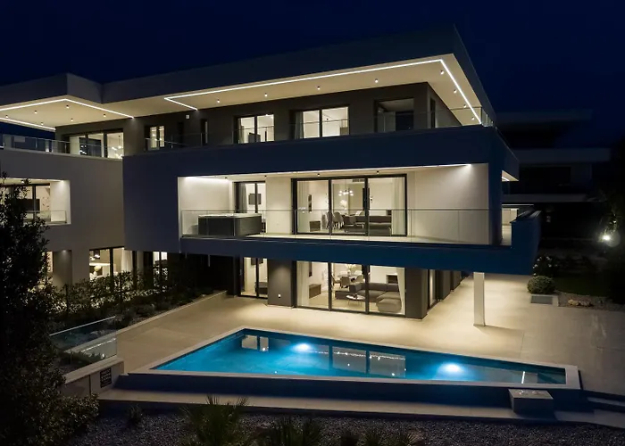 Hadrie Luxury And Azimut Malinska